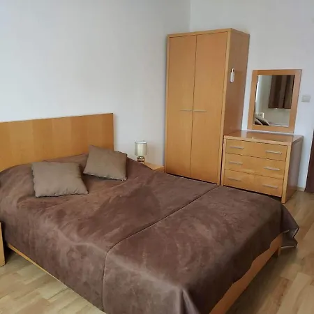 4 Seasons 2 - * Μπάνσκο