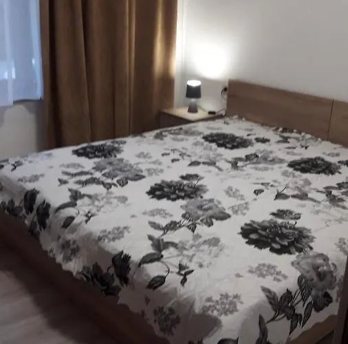 4 Seasons 2 - Μπάνσκο